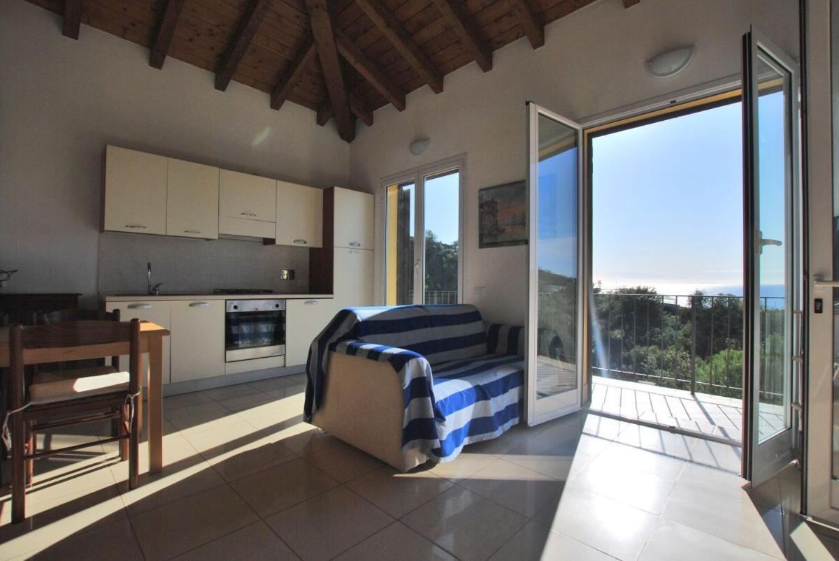 Villa Del Mare Ligure Elvezia Santo Stefano al Mare Kültér fotó